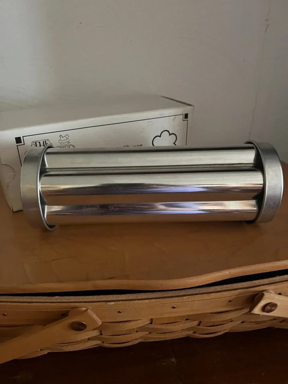 The Pampered Chef Bread Tube Flower #1550